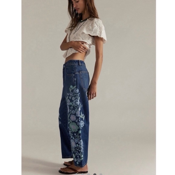 We the free Floral Embroidered Blue Jeans 🍬🫐🍬 - Picture 6 of 16